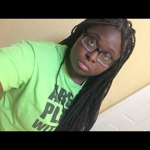 Meet your Posher, Zakira